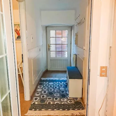 Delightful And Cozy In * Châtillon