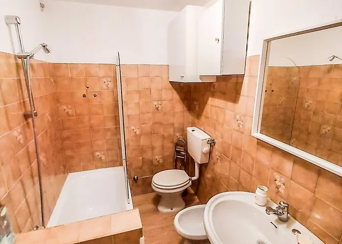 Delightful And Cozy In Châtillon